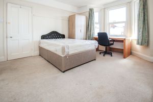 Photo 14- click for photo gallery